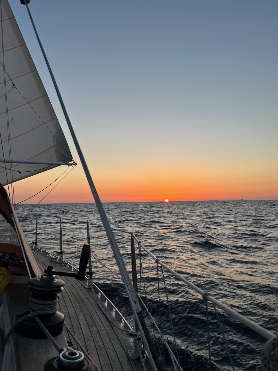 8. Zonsondergang op de Noordzee