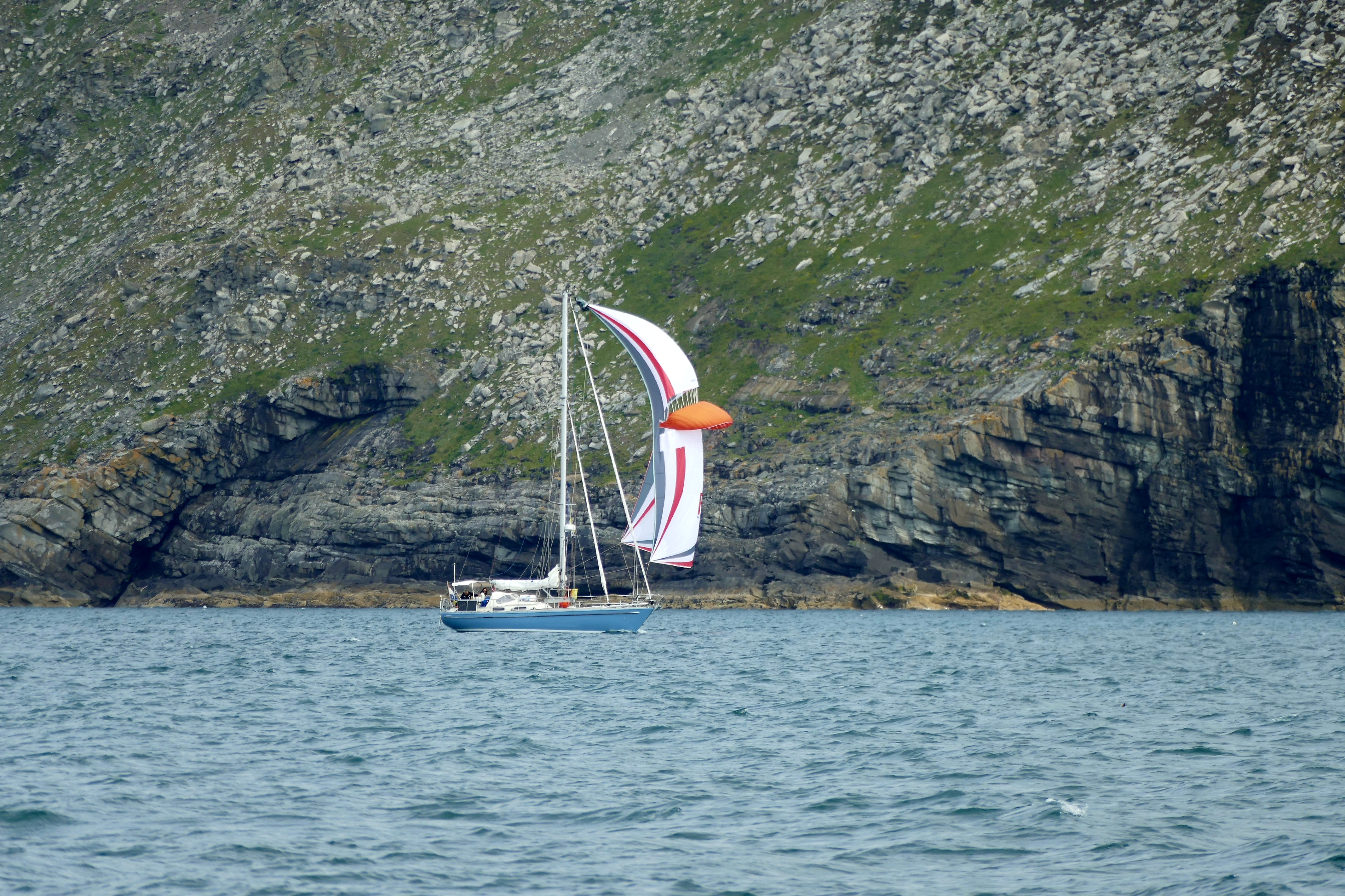 foto-3-Voor-de-kust-van-Lerwick-